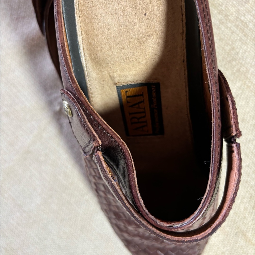Ariat - Picture 3 of 4